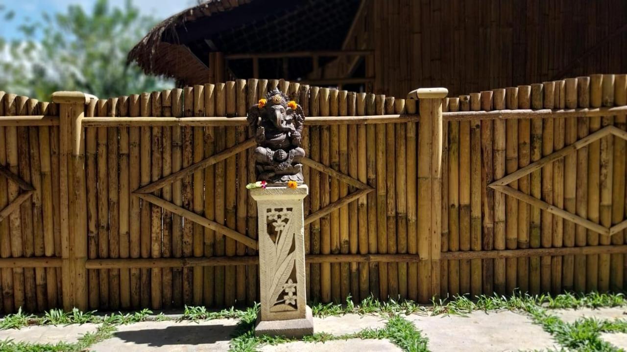 Pondok Sapta Sallaca Selat Extérieur photo